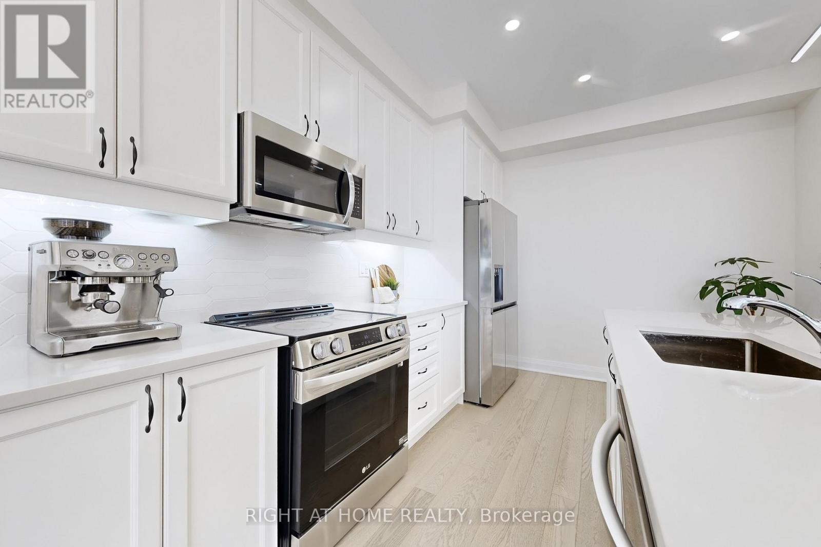 1409 Stillmeadow Lane, Pickering, Ontario  L1X 0N5 - Photo 16 - E12999606