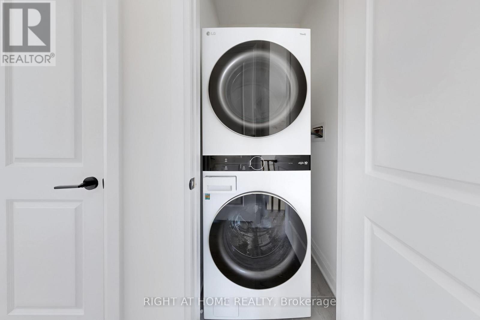 1409 Stillmeadow Lane, Pickering, Ontario  L1X 0N5 - Photo 41 - E12999606