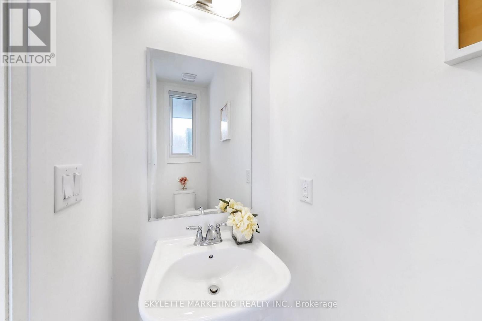 63 Mccague Avenue, Richmond Hill, Ontario  L4S 0J4 - Photo 35 - N12999490