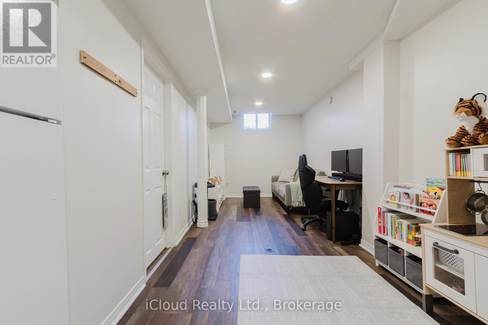 19 Goodwood Drive, Markham, Ontario  L3S 2K6 - Photo 27 - N12999496