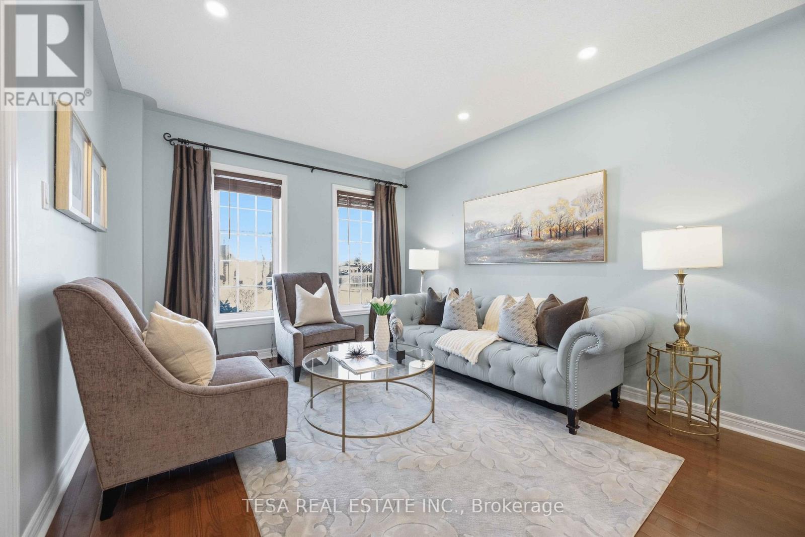 144 Aspenwood Drive, Newmarket, Ontario  L3X 2X6 - Photo 8 - N12999506