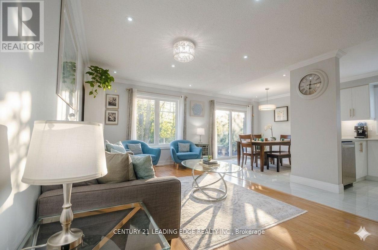 19 Joseph Todd Road, Whitchurch-Stouffville, Ontario  L4A 0H8 - Photo 8 - N12999508