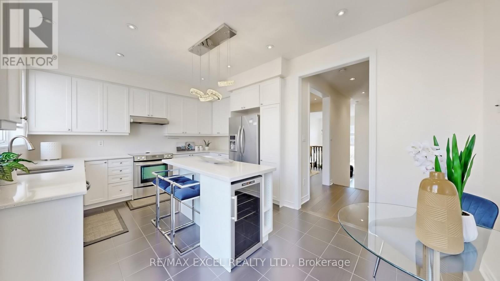 27 Maytime Way, Markham, Ontario  L6C 0N5 - Photo 15 - N12999512