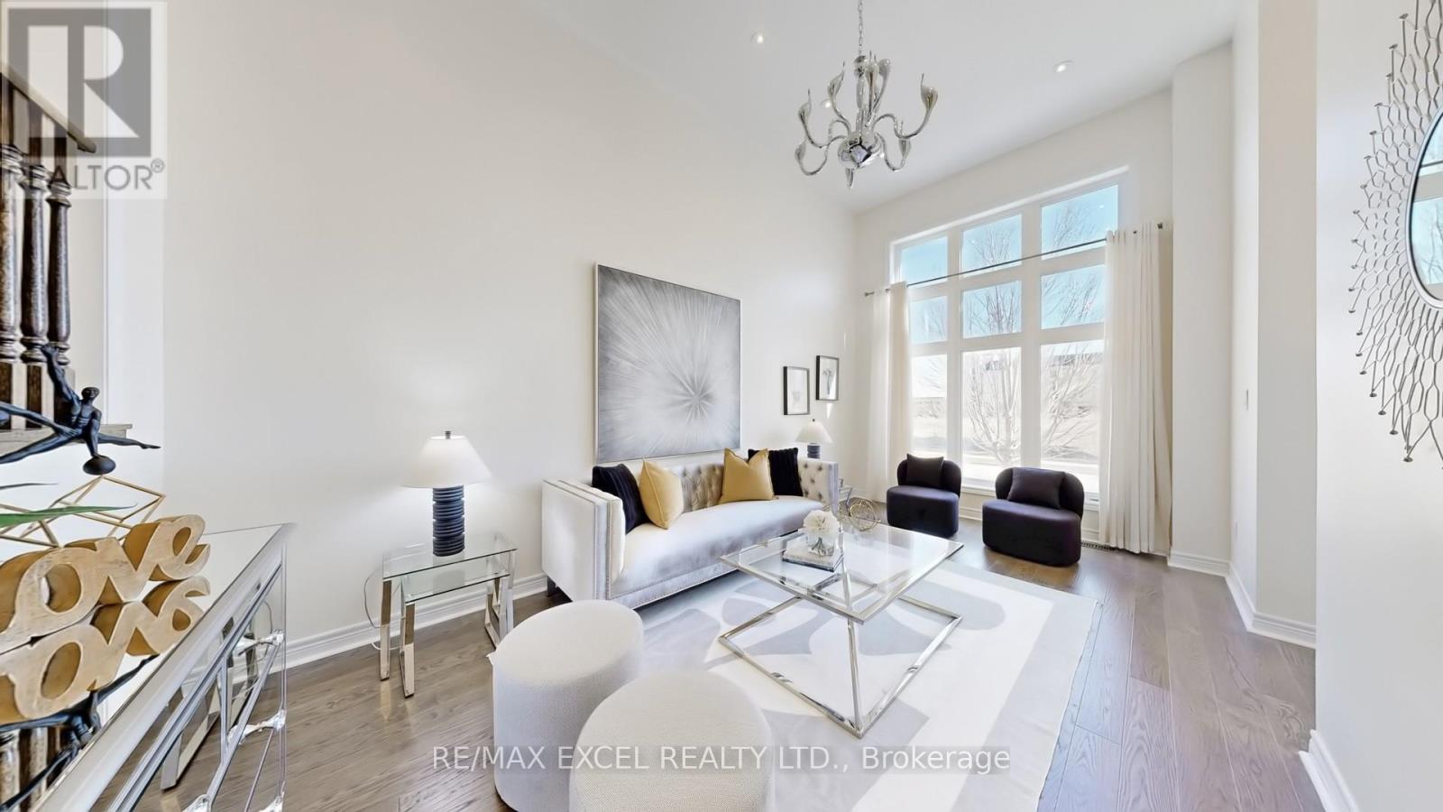 27 Maytime Way, Markham, Ontario  L6C 0N5 - Photo 5 - N12999512