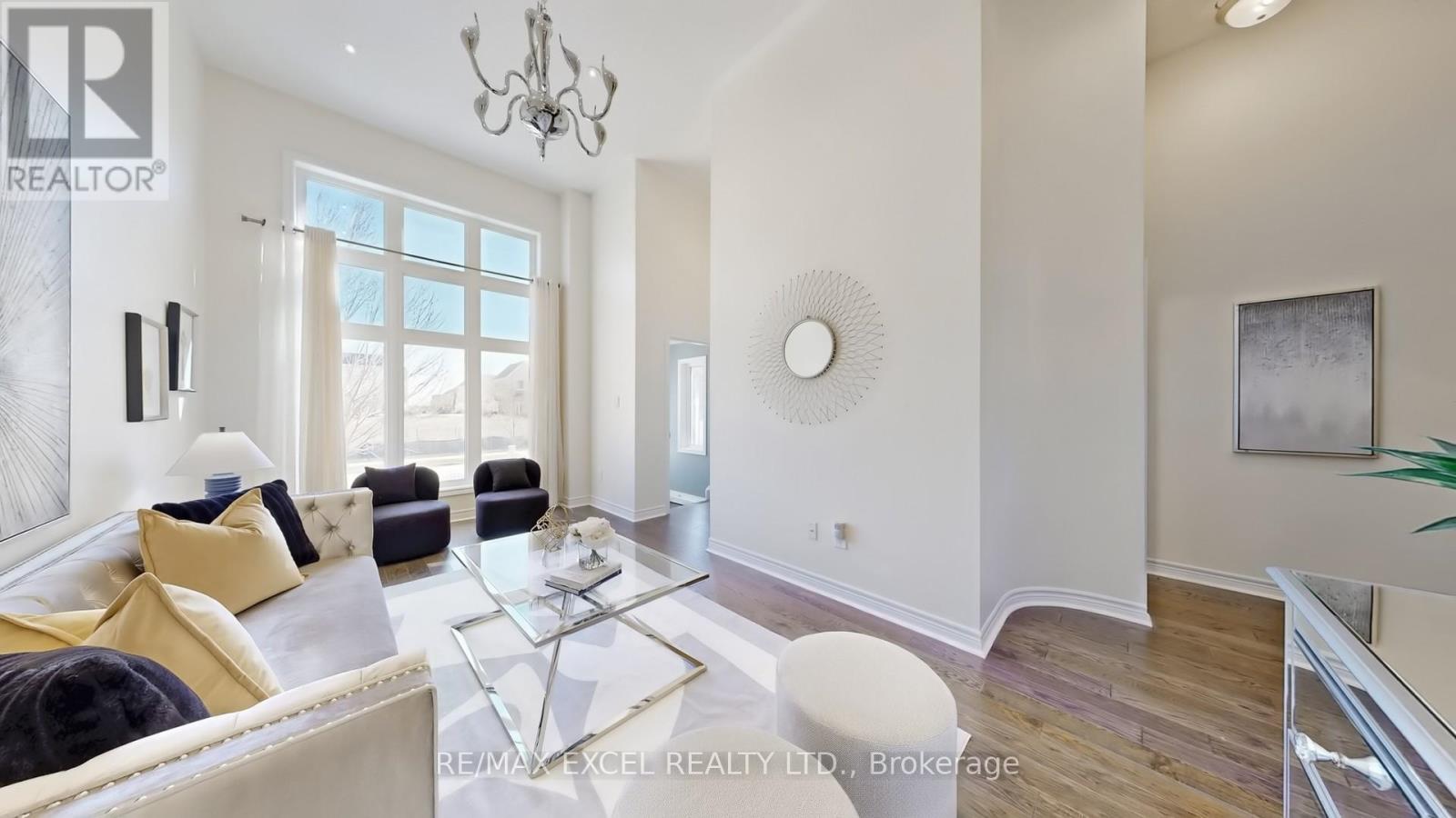 27 Maytime Way, Markham, Ontario  L6C 0N5 - Photo 8 - N12999512