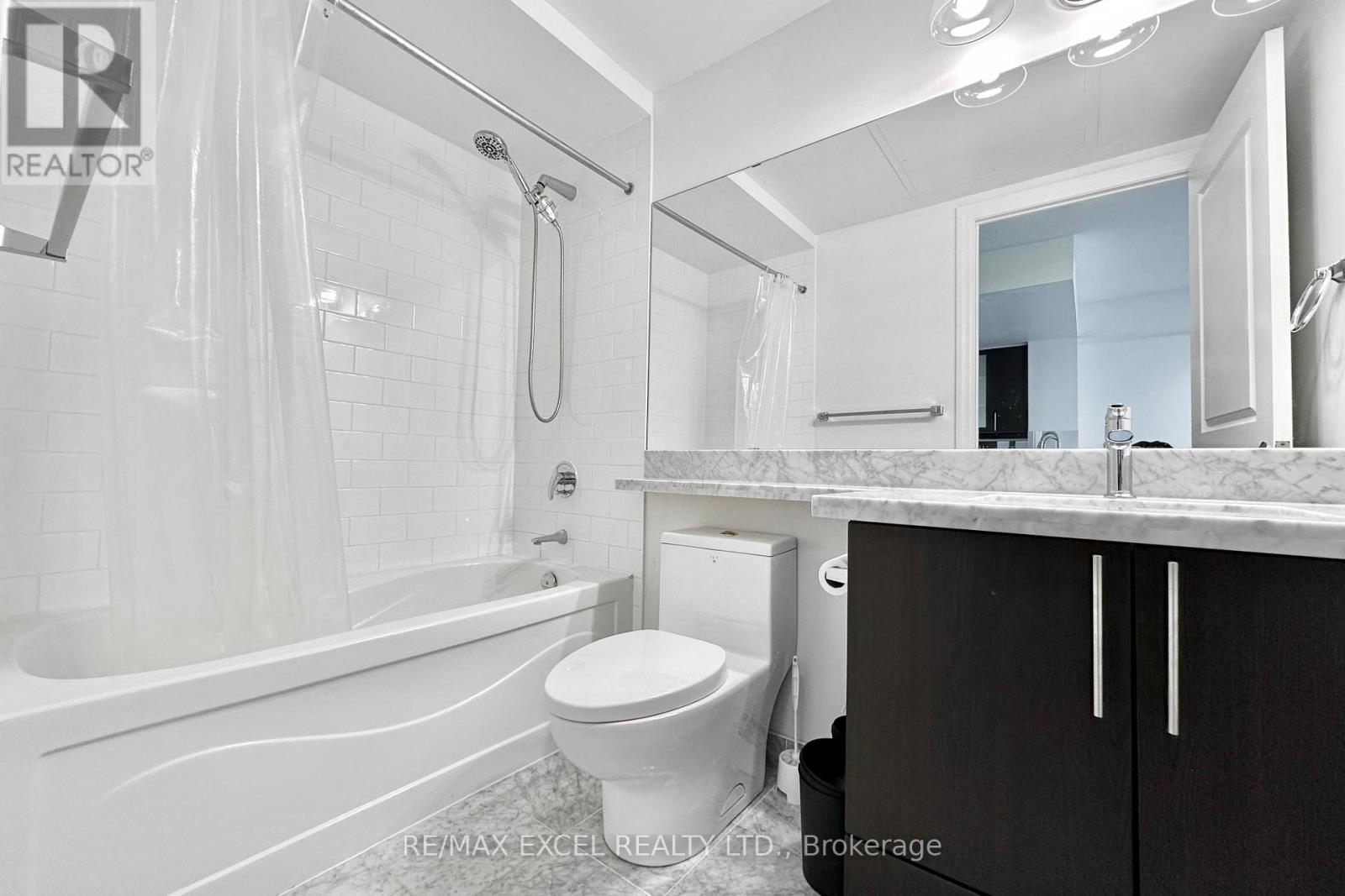 316 - 57 Upper Duke Crescent, Markham, Ontario  L6G 0B7 - Photo 15 - N12999514