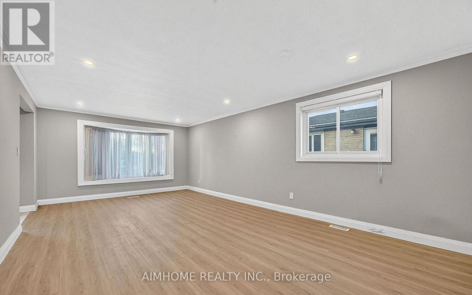 764 Botany Hill (Main) Crescent, Newmarket, Ontario  L3Y 3A8 - Photo 7 - N12999560