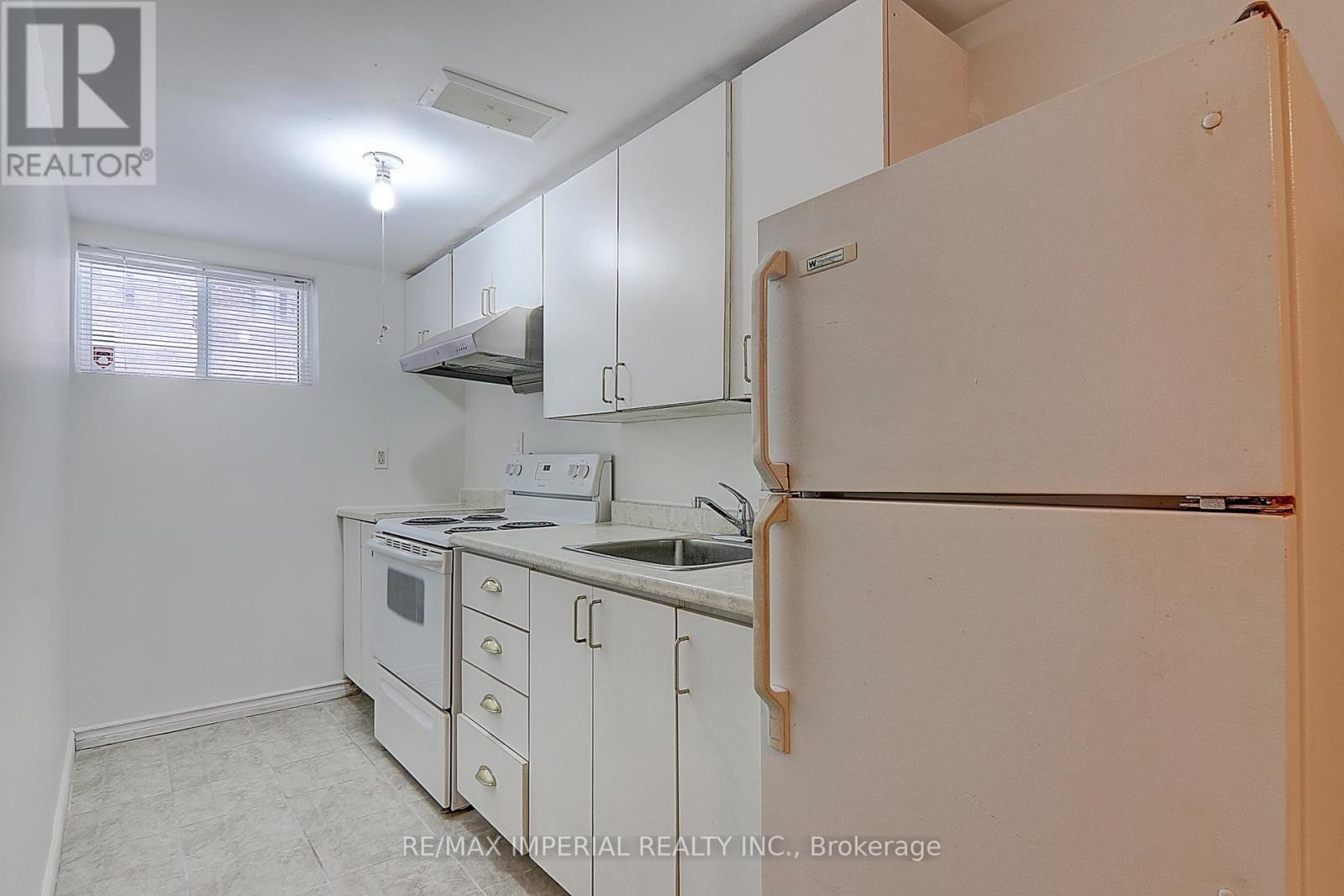 49 Sunset Beach Road, Richmond Hill, Ontario  L4E 1A3 - Photo 32 - N12999590