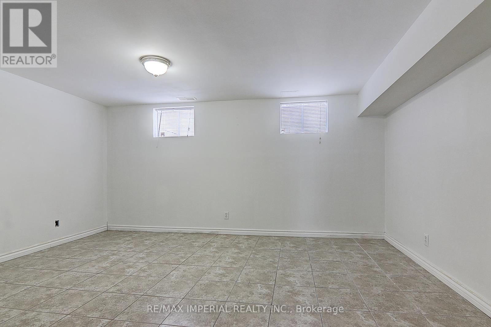 49 Sunset Beach Road, Richmond Hill, Ontario  L4E 1A3 - Photo 38 - N12999590