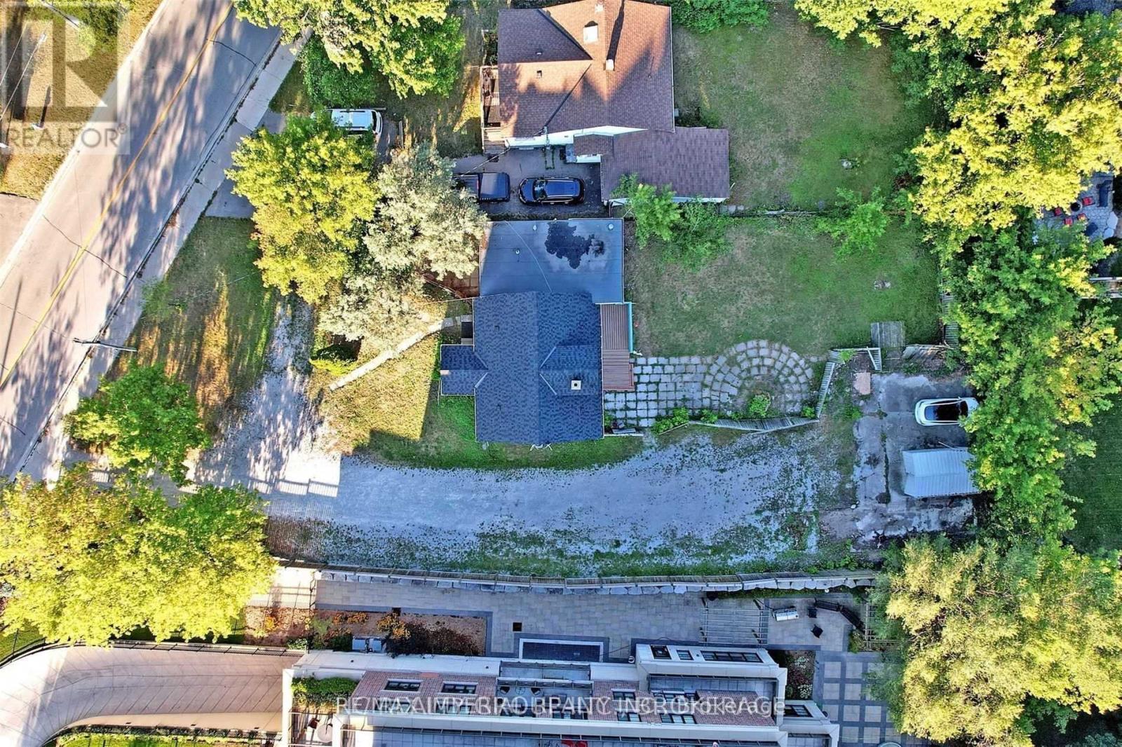 49 Sunset Beach Road, Richmond Hill, Ontario  L4E 1A3 - Photo 44 - N12999590