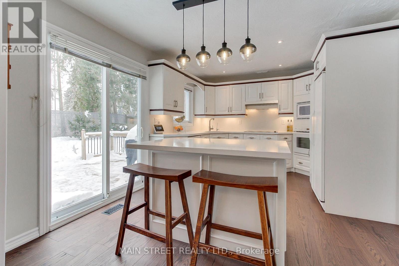 369 Harewood Boulevard, Newmarket, Ontario  L3Y 6S5 - Photo 12 - N12999630