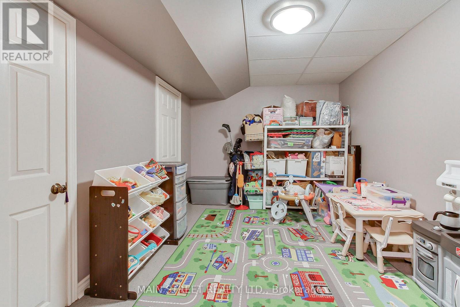 369 Harewood Boulevard, Newmarket, Ontario  L3Y 6S5 - Photo 28 - N12999630