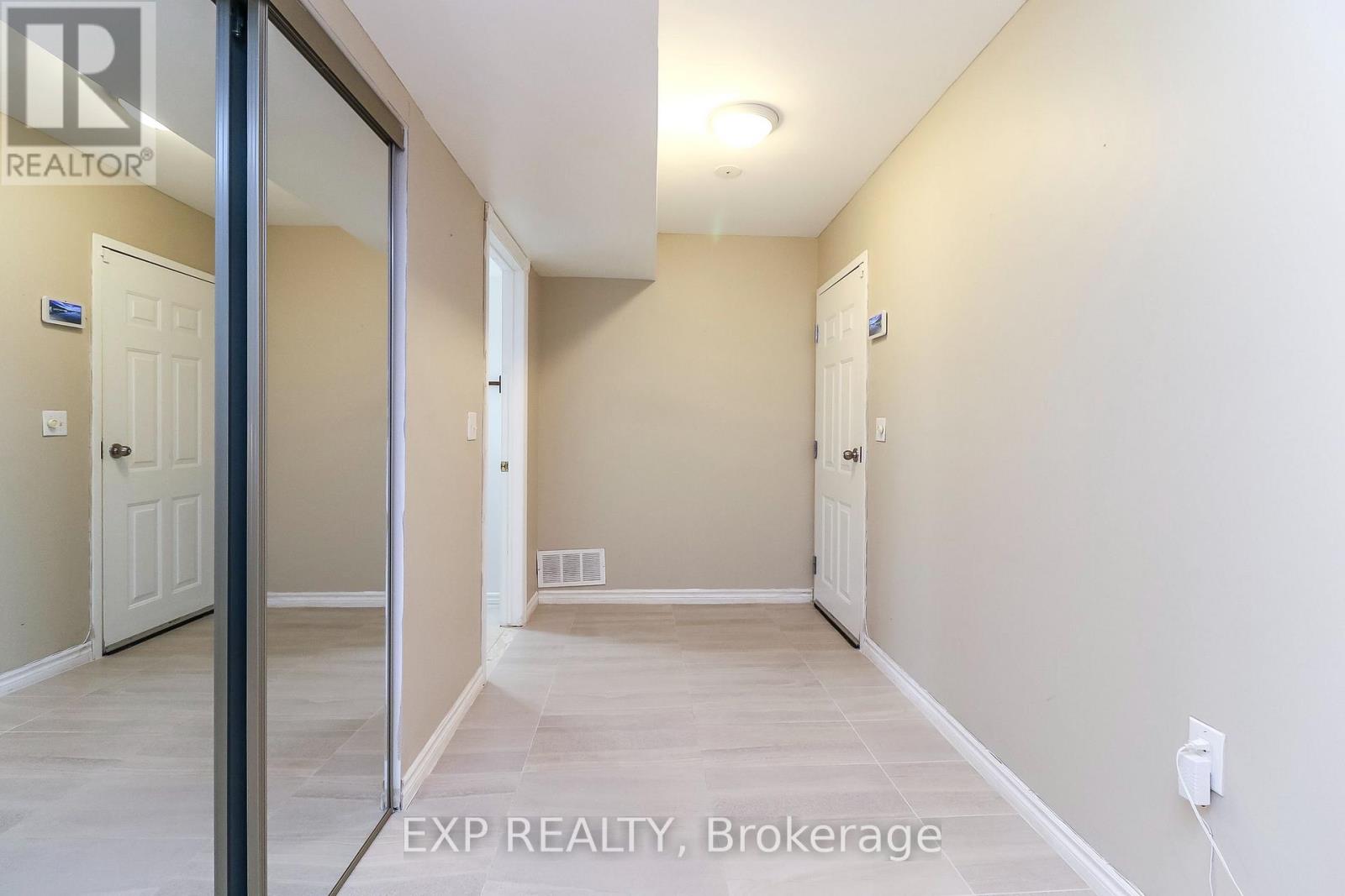 30 Cherry Sands Crescent, Wasaga Beach, Ontario  L9Z 1P5 - Photo 11 - S12999534