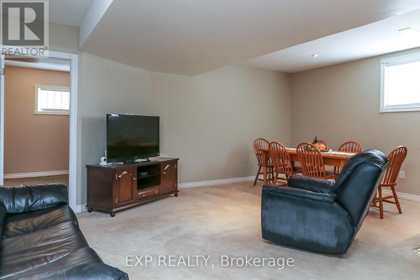 30 Cherry Sands Crescent, Wasaga Beach, Ontario  L9Z 1P5 - Photo 12 - S12999534