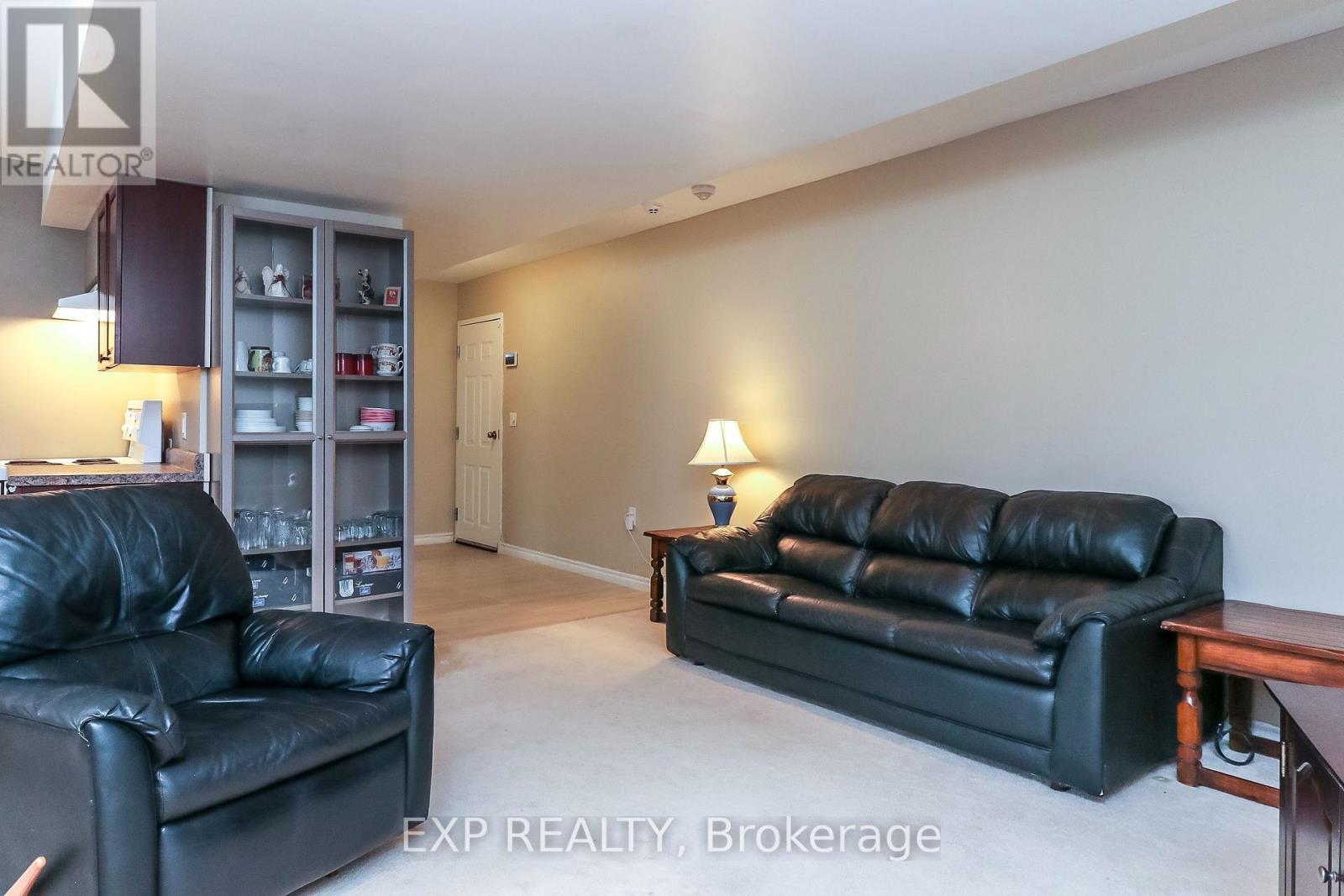 30 Cherry Sands Crescent, Wasaga Beach, Ontario  L9Z 1P5 - Photo 13 - S12999534