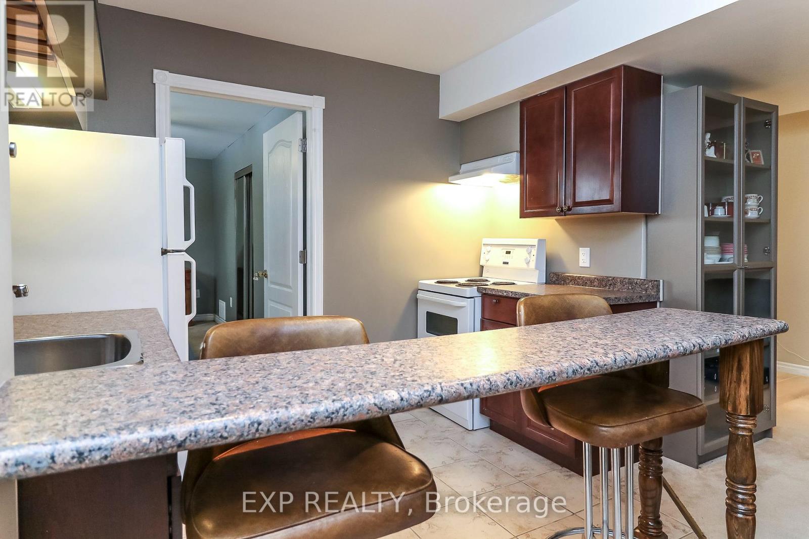 30 Cherry Sands Crescent, Wasaga Beach, Ontario  L9Z 1P5 - Photo 14 - S12999534