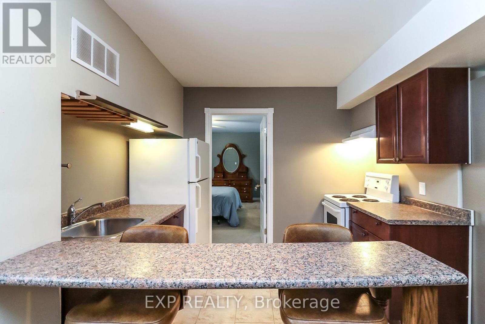 30 Cherry Sands Crescent, Wasaga Beach, Ontario  L9Z 1P5 - Photo 15 - S12999534