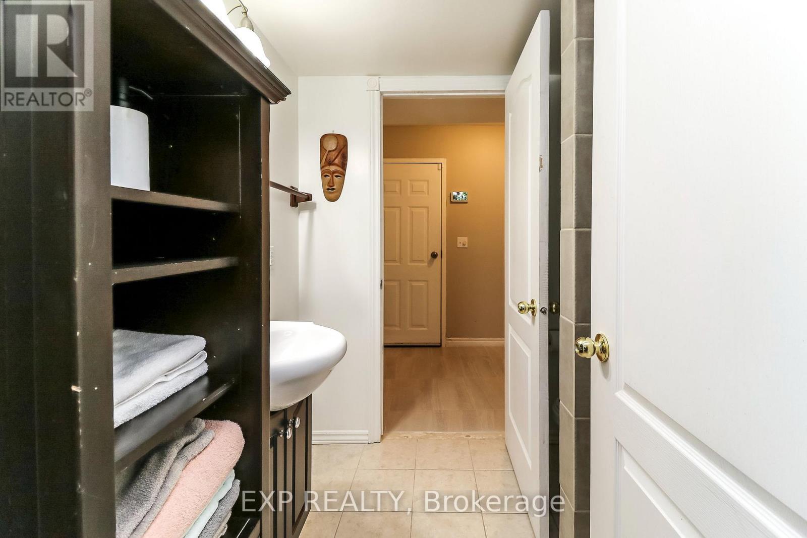 30 Cherry Sands Crescent, Wasaga Beach, Ontario  L9Z 1P5 - Photo 21 - S12999534