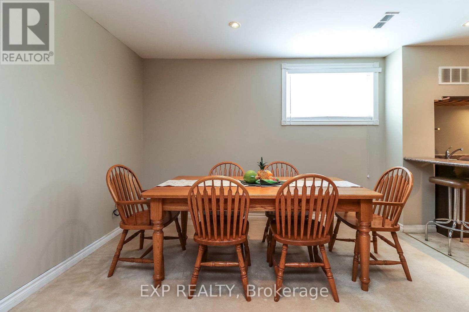 30 Cherry Sands Crescent, Wasaga Beach, Ontario  L9Z 1P5 - Photo 9 - S12999534