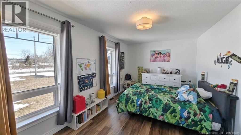367 Rue De L'Île, Caraquet, New Brunswick  E1W 1B4 - Photo 10 - NB137202