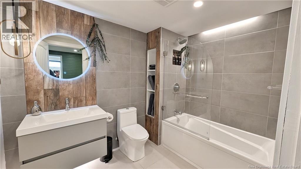 367 Rue De L'Île, Caraquet, New Brunswick  E1W 1B4 - Photo 14 - NB137202