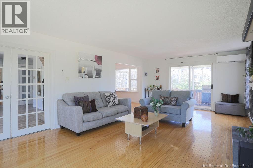 30 Rolling Hills Drive, Rothesay, New Brunswick  E2H 2P3 - Photo 3 - NB136398