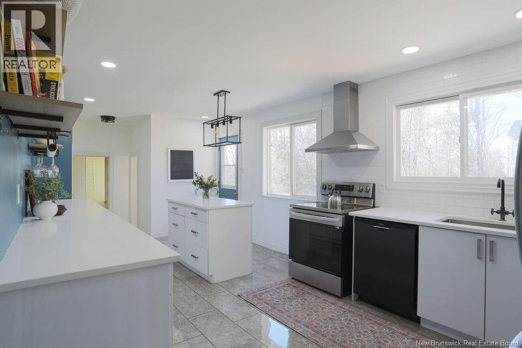 30 Rolling Hills Drive, Rothesay, New Brunswick  E2H 2P3 - Photo 5 - NB136398