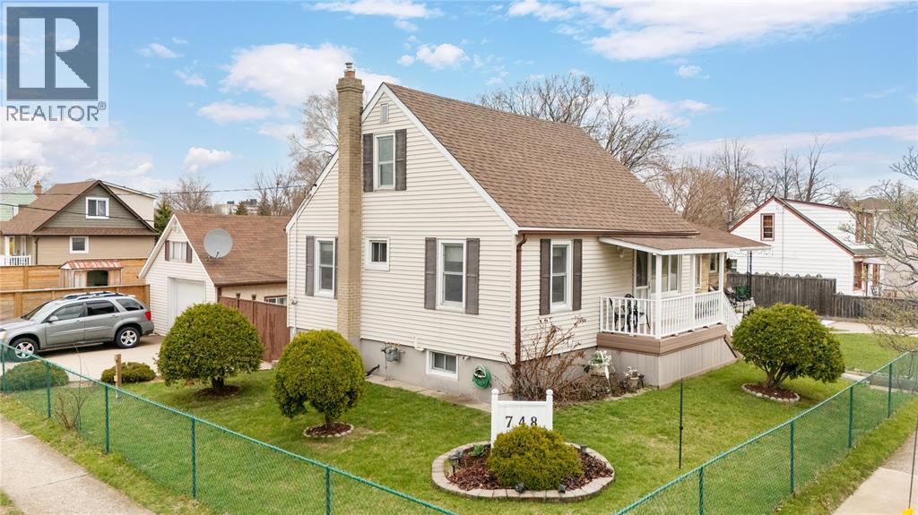 748 Alexander Street, Sarnia, Ontario N7T 5G8 - Photo 2 - 26008149