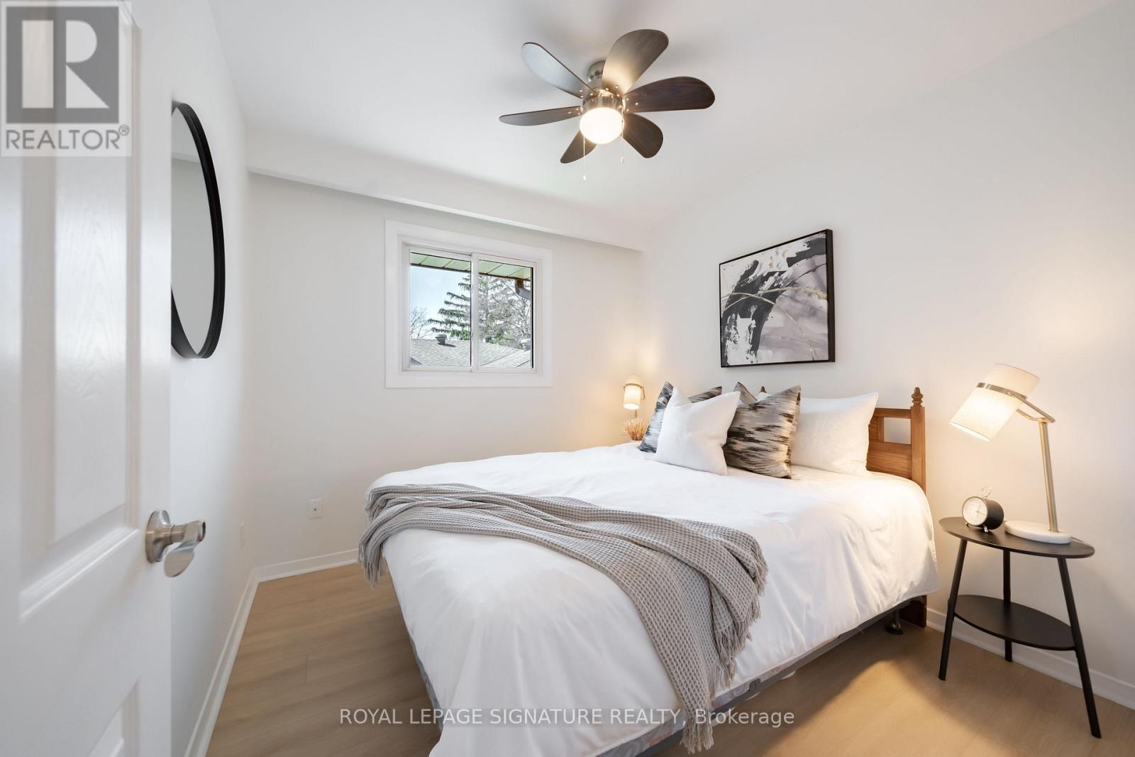 2002 Ingledale Road, Mississauga, Ontario  L5J 2H2 - Photo 21 - W12999478