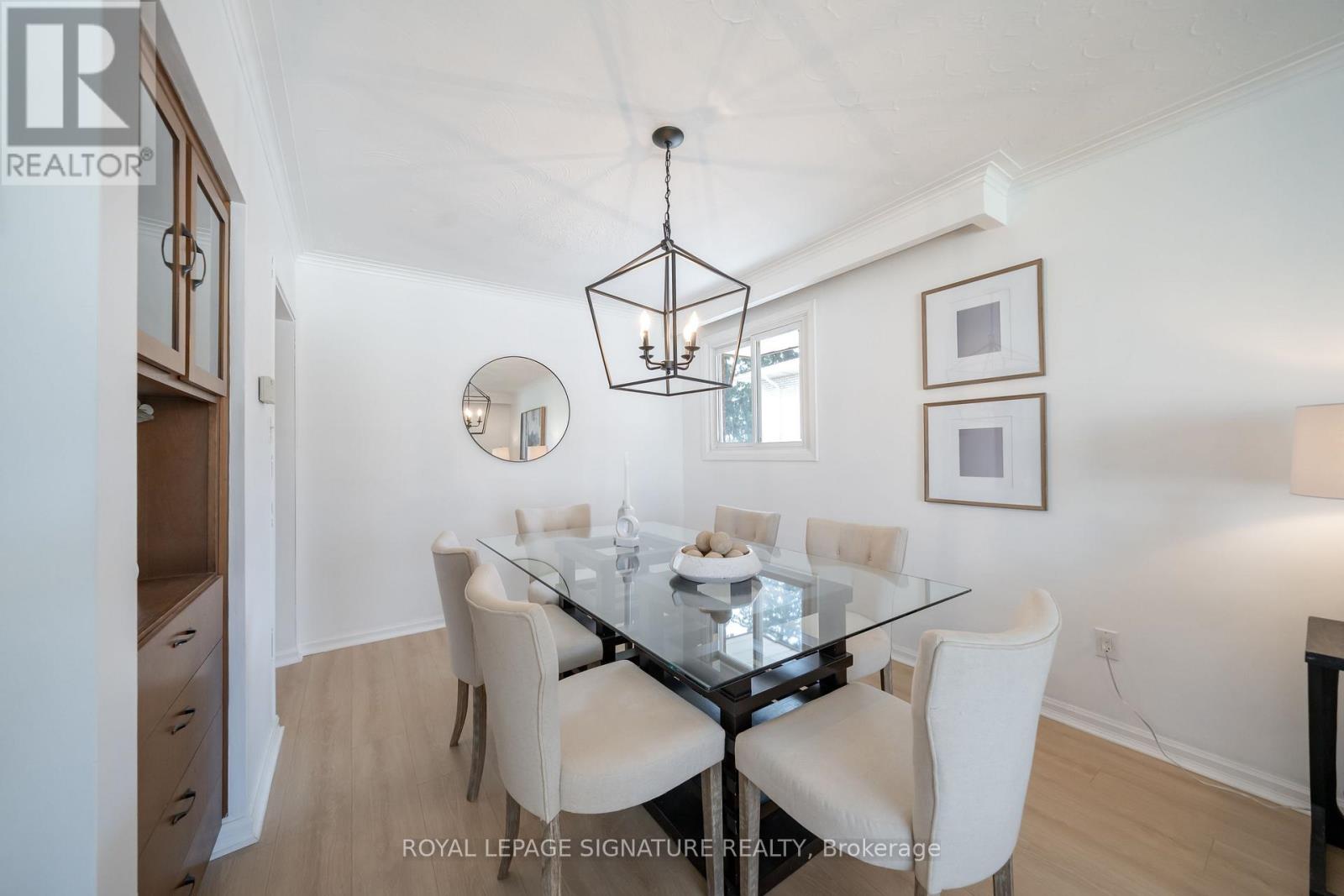 2002 Ingledale Road, Mississauga, Ontario  L5J 2H2 - Photo 9 - W12999478