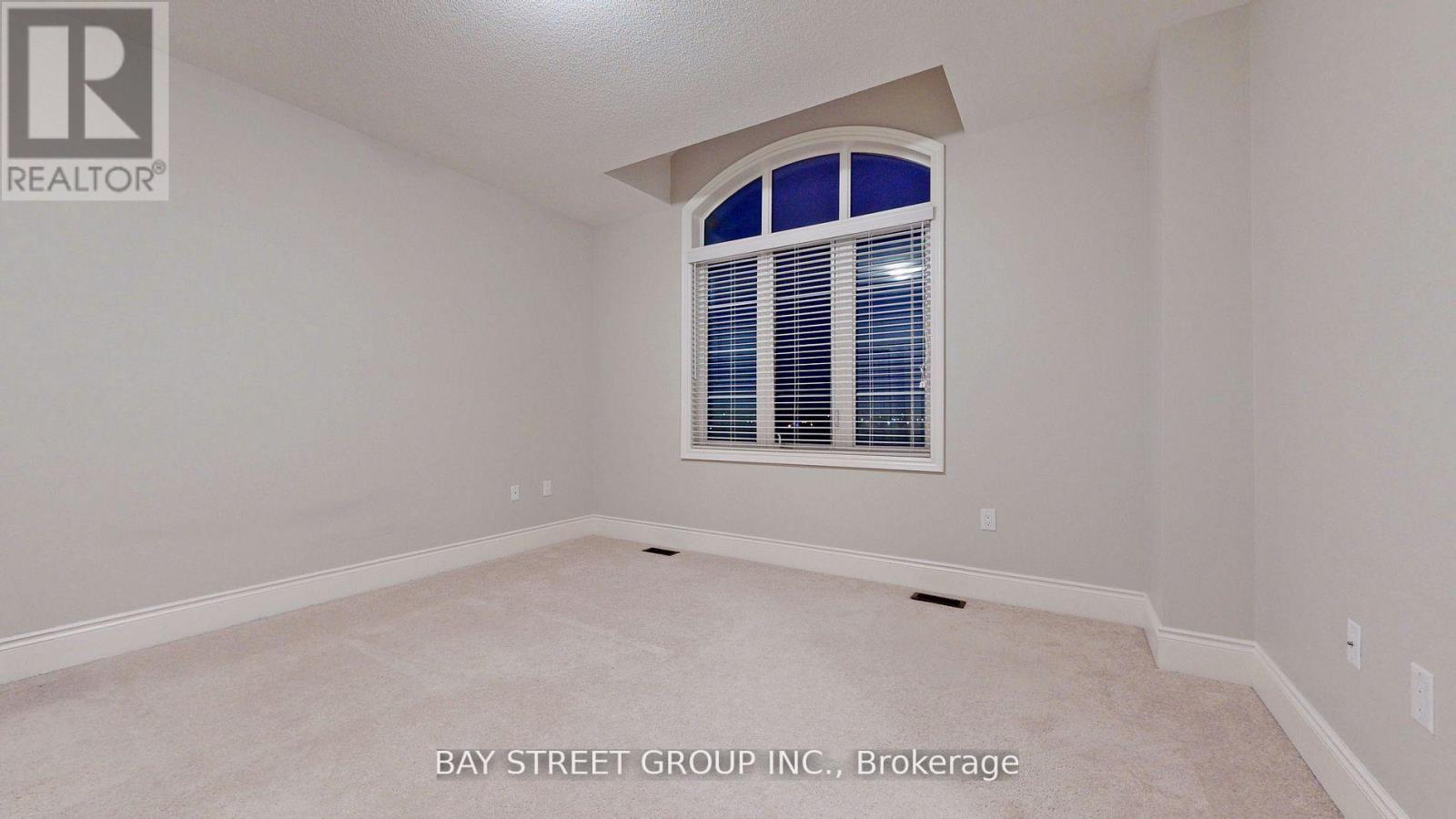 423 Threshing Mill Boulevard, Oakville, Ontario  L6T 0T4 - Photo 21 - W12999500