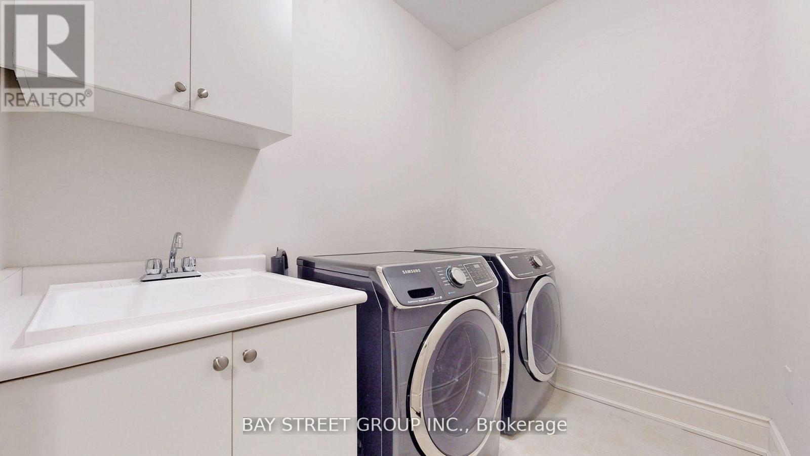 423 Threshing Mill Boulevard, Oakville, Ontario  L6T 0T4 - Photo 26 - W12999500