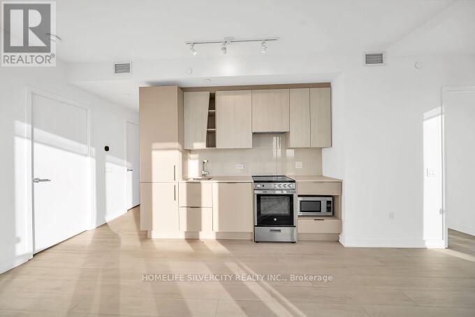 3908 - 3900 Confederation Parkway, Mississauga, Ontario  L5B 0M3 - Photo 20 - W12999502