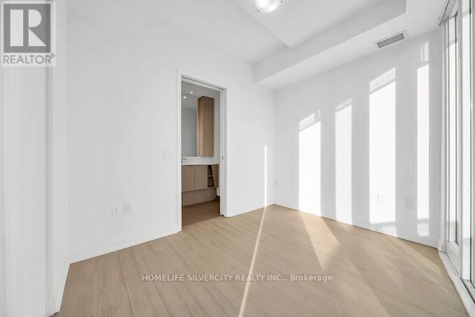 3908 - 3900 Confederation Parkway, Mississauga, Ontario  L5B 0M3 - Photo 33 - W12999502