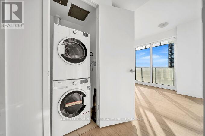 3908 - 3900 Confederation Parkway, Mississauga, Ontario  L5B 0M3 - Photo 41 - W12999502