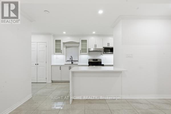 200 Gary Drive, Toronto, Ontario  M9N 2M4 - Photo 7 - W12999536