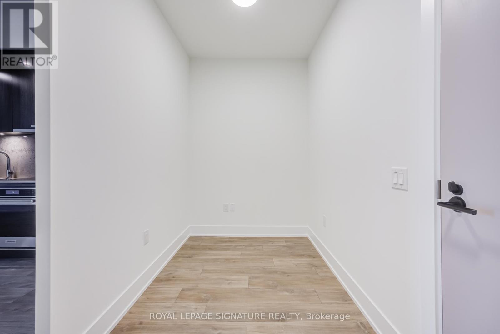 538 - 858 Dupont Street, Toronto, Ontario  M6G 0C1 - Photo 12 - W12999556