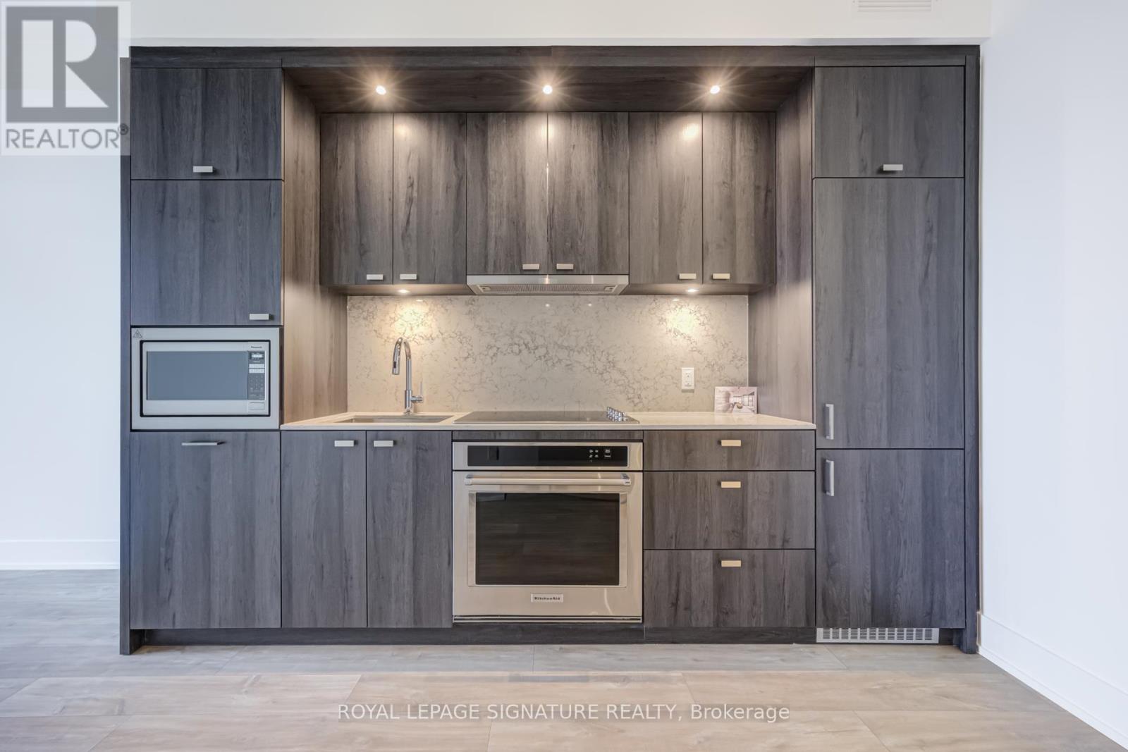 538 - 858 Dupont Street, Toronto, Ontario  M6G 0C1 - Photo 6 - W12999556