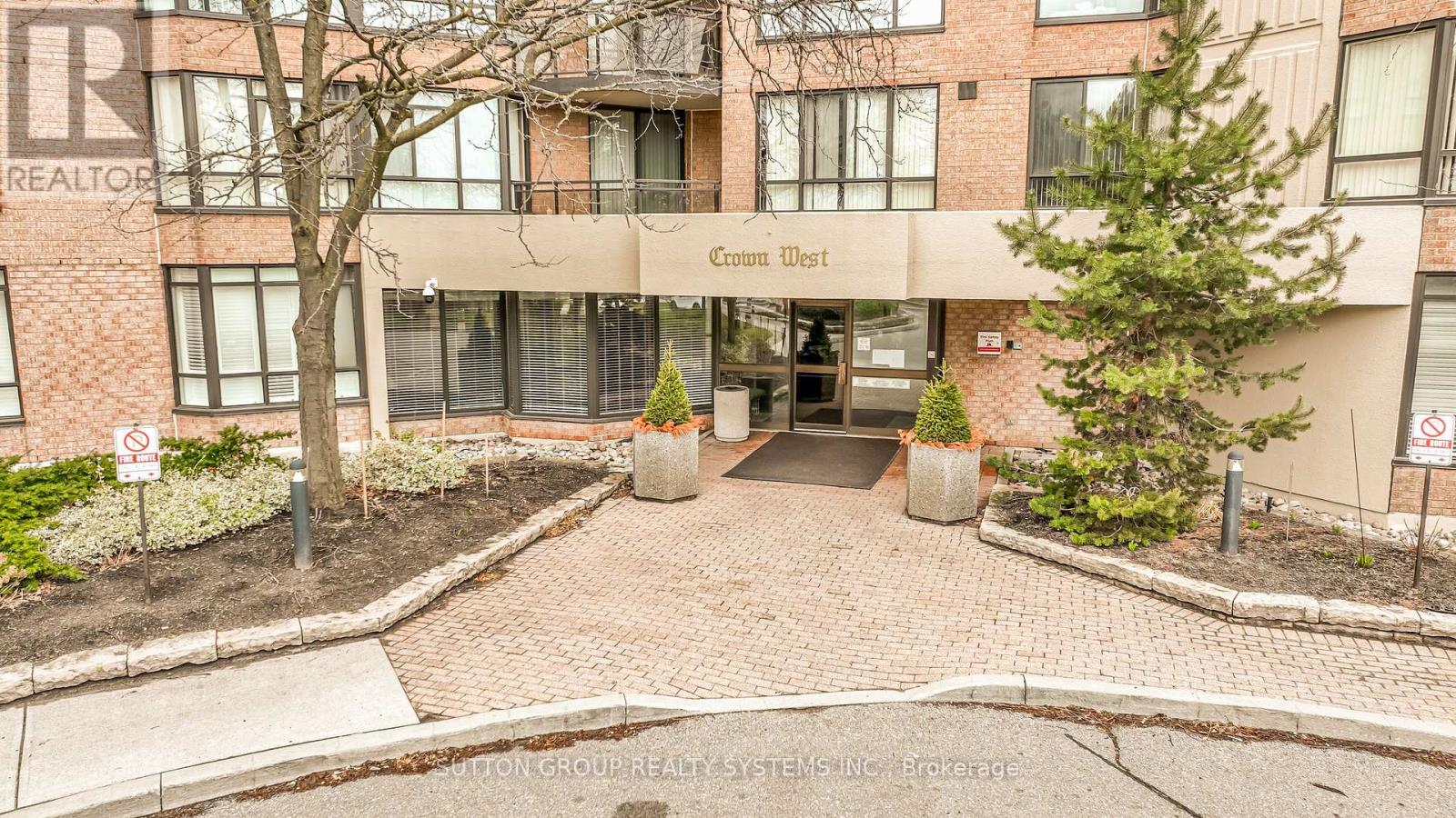 #802 - 20 Cherrytree Drive, Brampton, Ontario  L6Y 3V1 - Photo 2 - W12999564