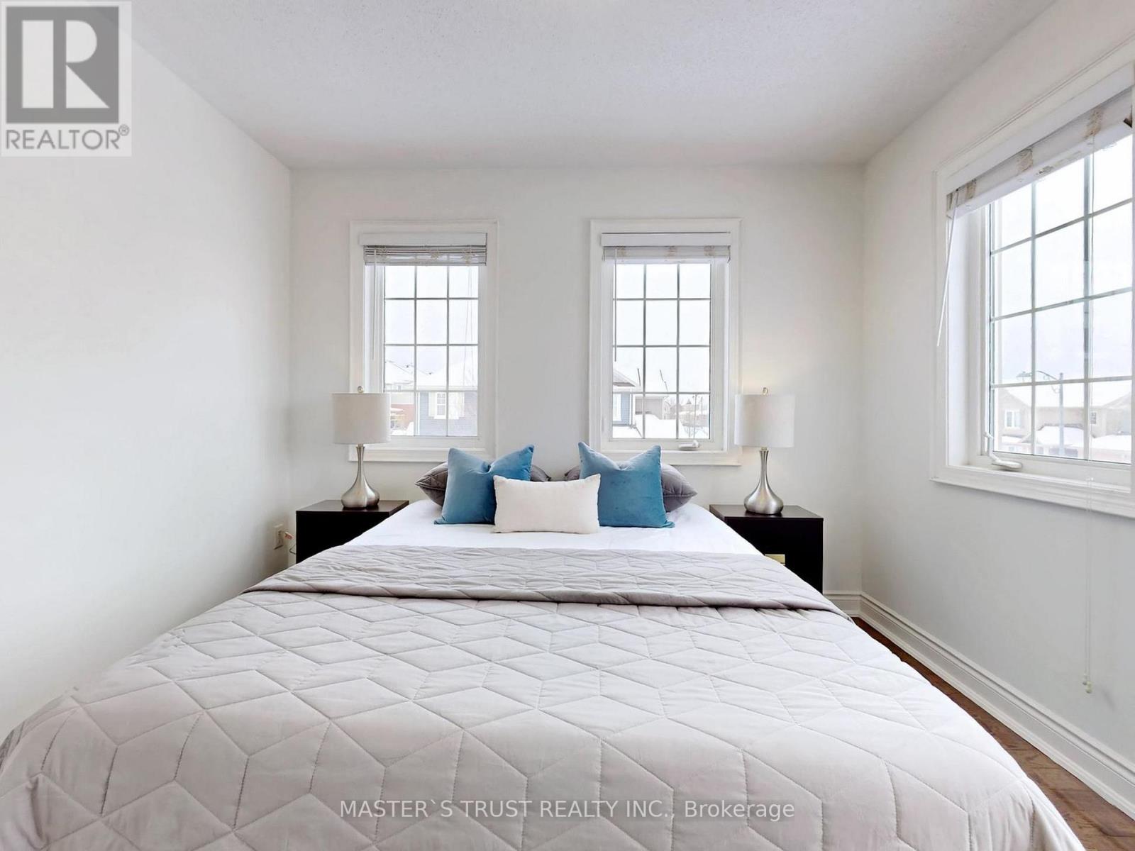 103 Higginbotham Crescent, Milton, Ontario  L9T 8A4 - Photo 32 - W12999572