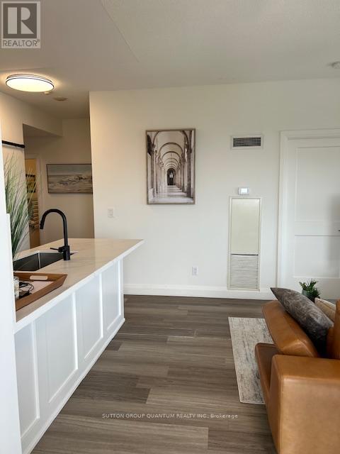 3507 - 388 Prince Of Wales Drive, Mississauga, Ontario  L5B 0A1 - Photo 8 - W12999582