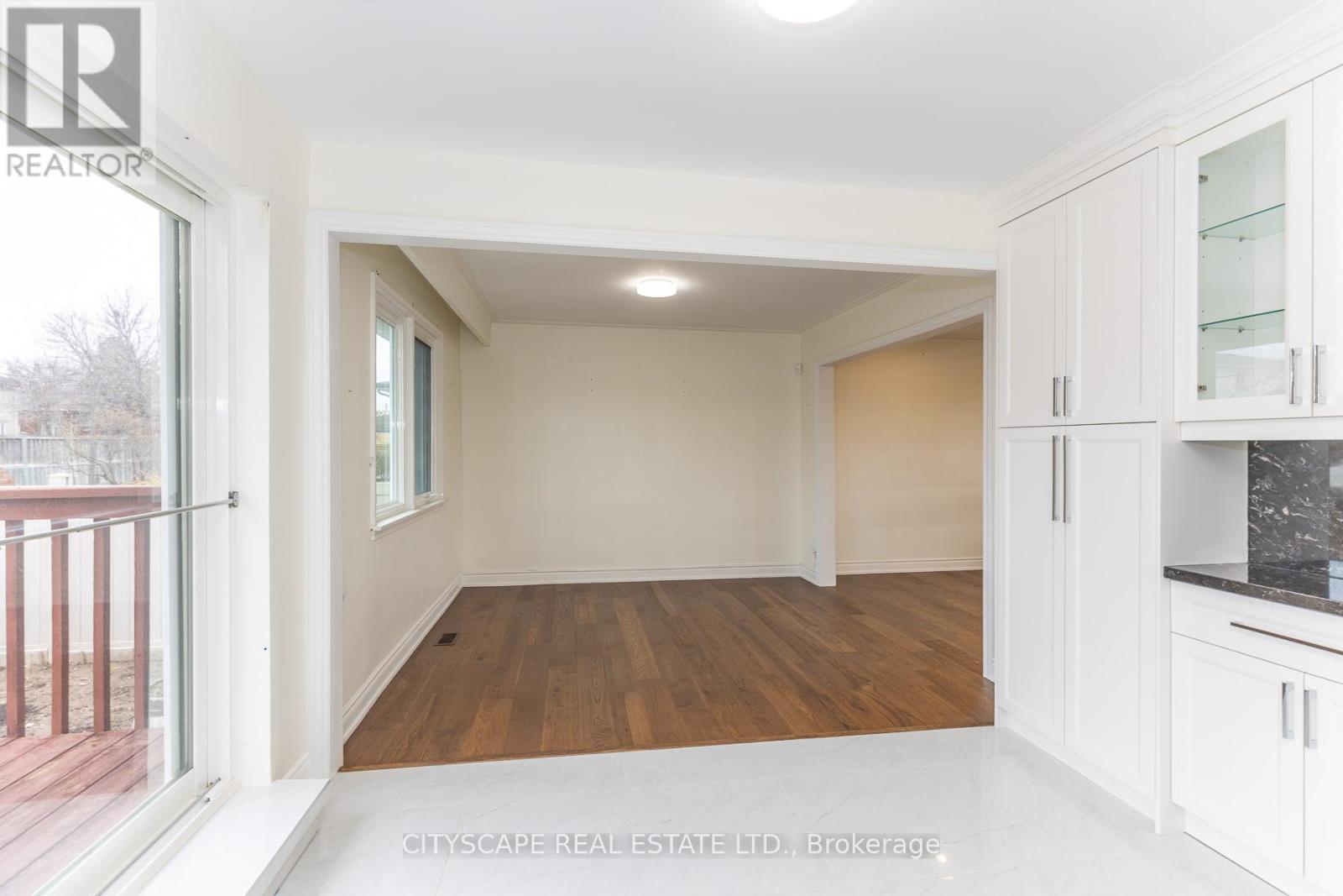 22 Sparrow Avenue, Toronto, Ontario  M6A 1L4 - Photo 11 - W12999602