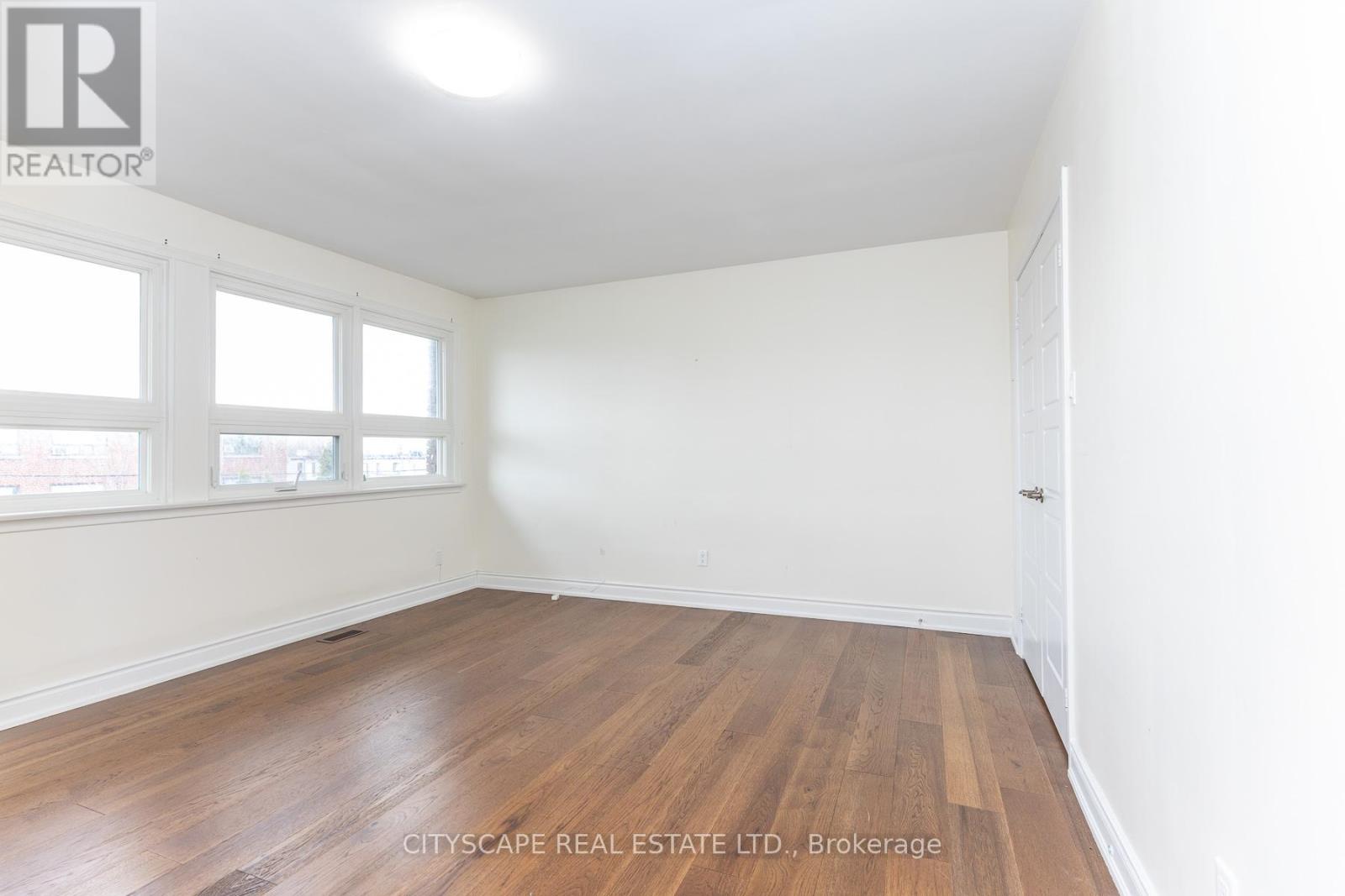 22 Sparrow Avenue, Toronto, Ontario  M6A 1L4 - Photo 17 - W12999602