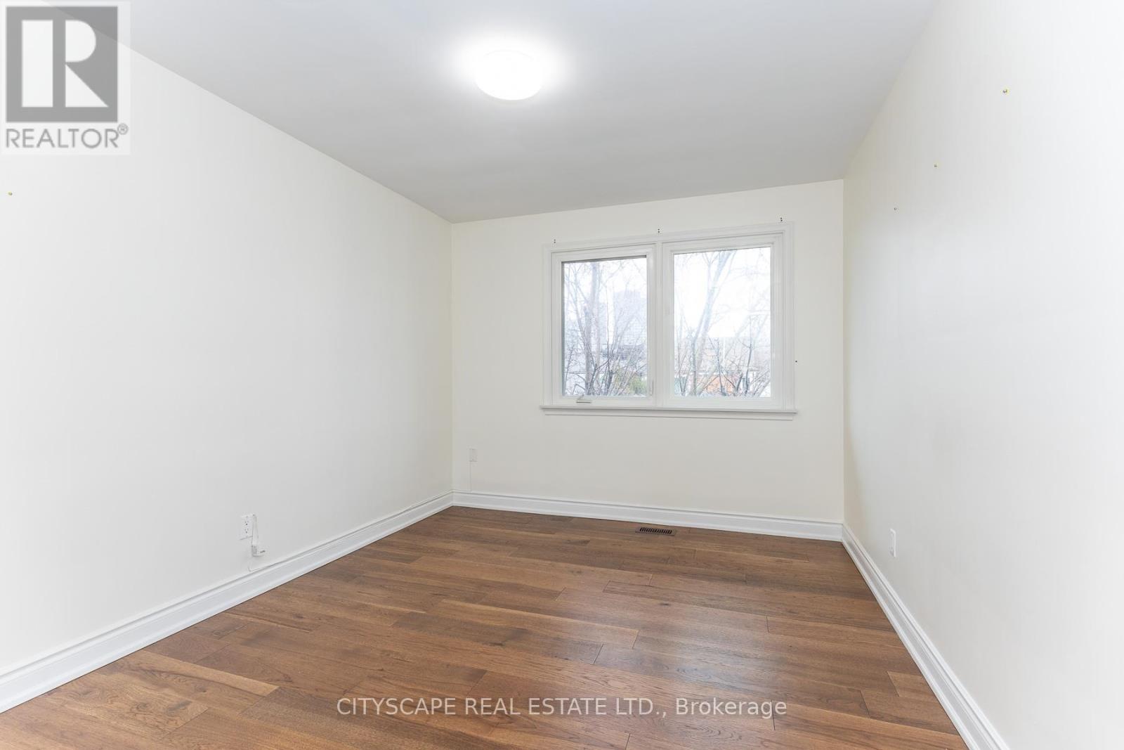 22 Sparrow Avenue, Toronto, Ontario  M6A 1L4 - Photo 20 - W12999602