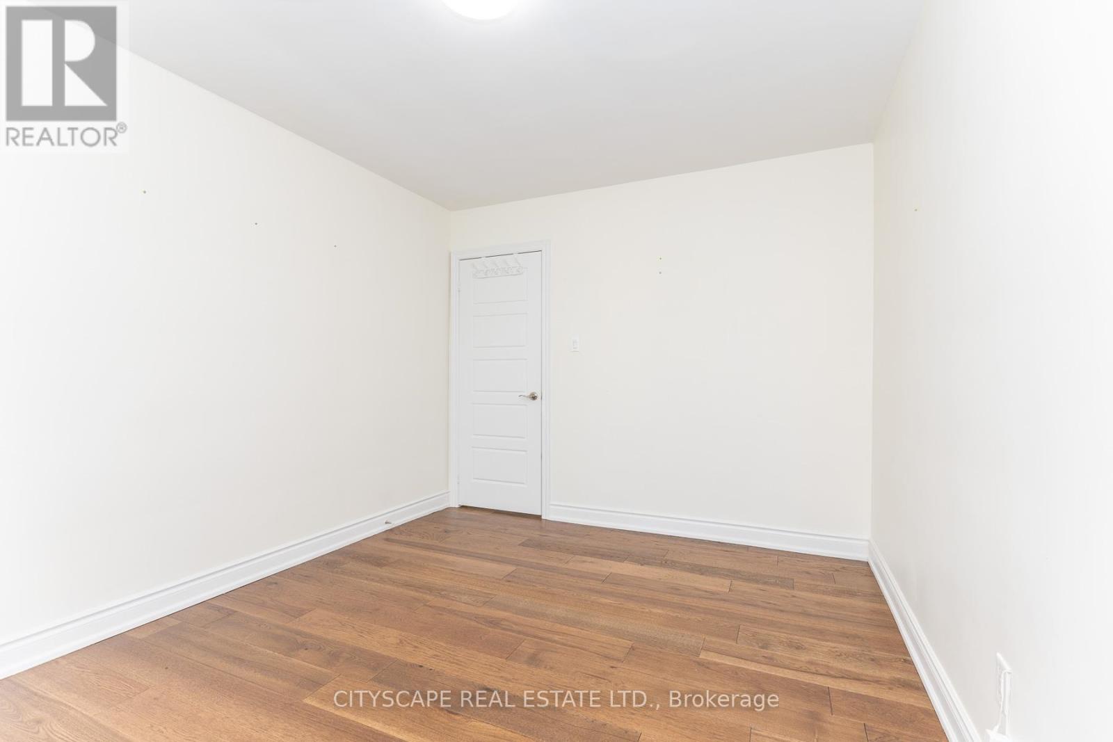 22 Sparrow Avenue, Toronto, Ontario  M6A 1L4 - Photo 21 - W12999602