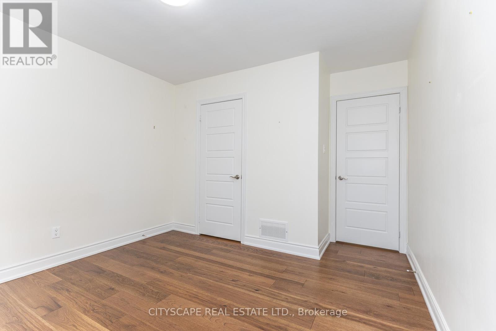 22 Sparrow Avenue, Toronto, Ontario  M6A 1L4 - Photo 23 - W12999602