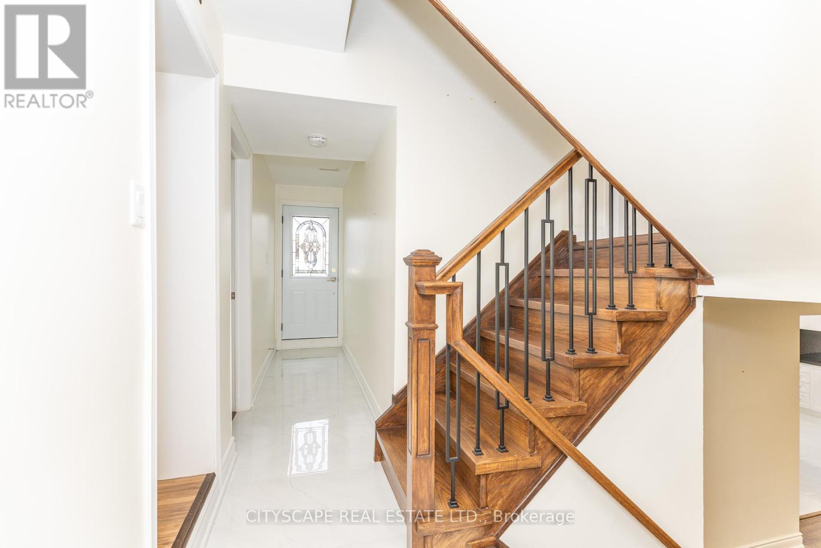 22 Sparrow Avenue, Toronto, Ontario  M6A 1L4 - Photo 27 - W12999602