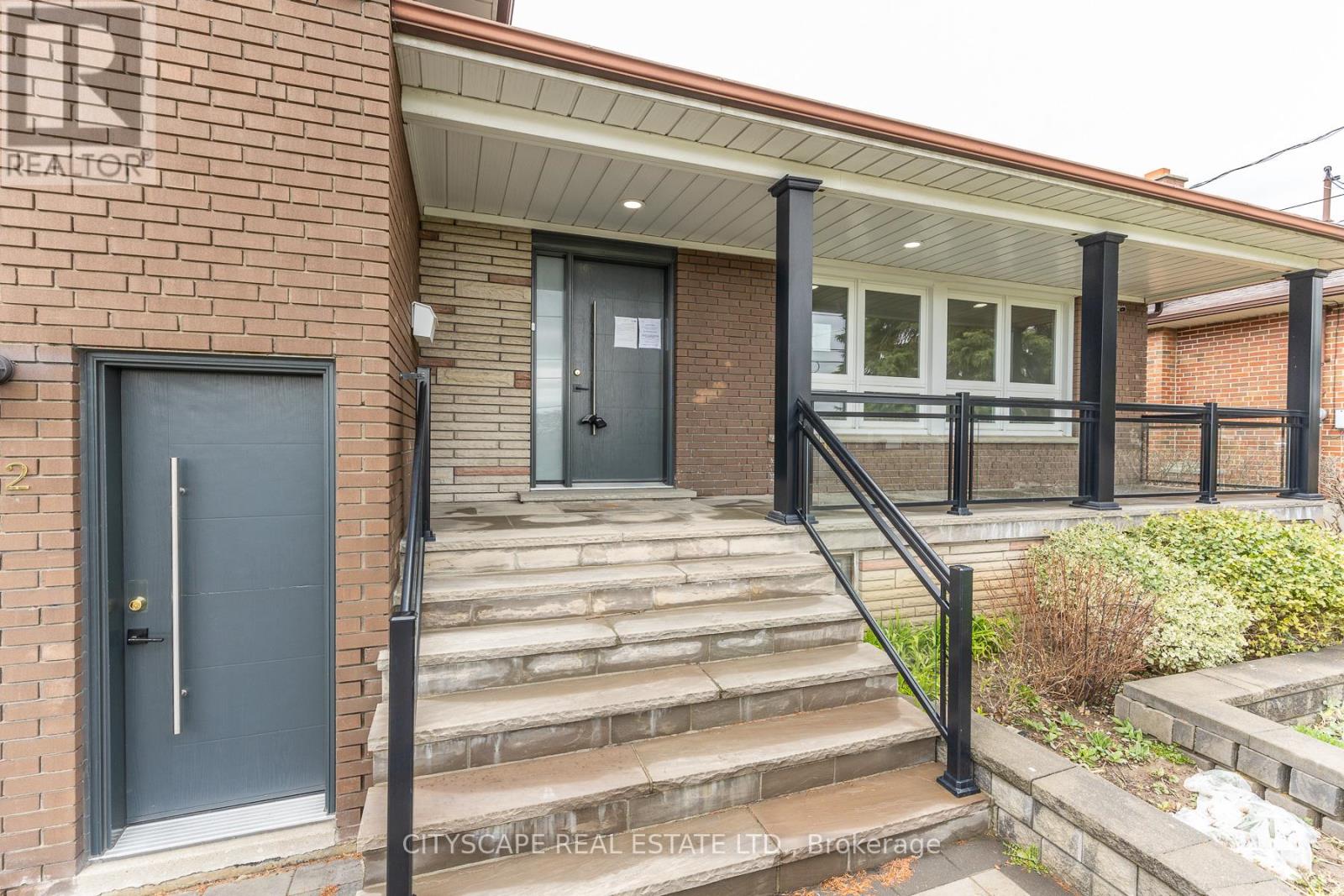 22 Sparrow Avenue, Toronto, Ontario  M6A 1L4 - Photo 5 - W12999602