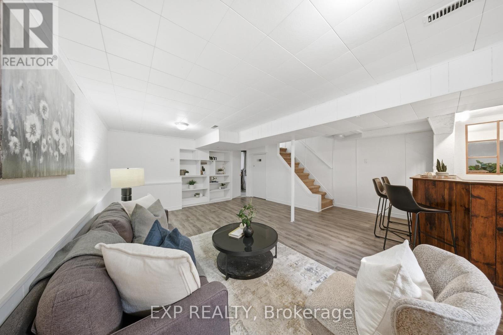 2637 Altadena Court, Mississauga, Ontario  L5K 1G1 - Photo 30 - W12999626