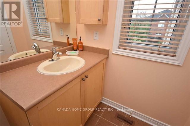 3488 Fountain Park Avenue, Mississauga, Ontario  L5M 7E5 - Photo 12 - W12999628